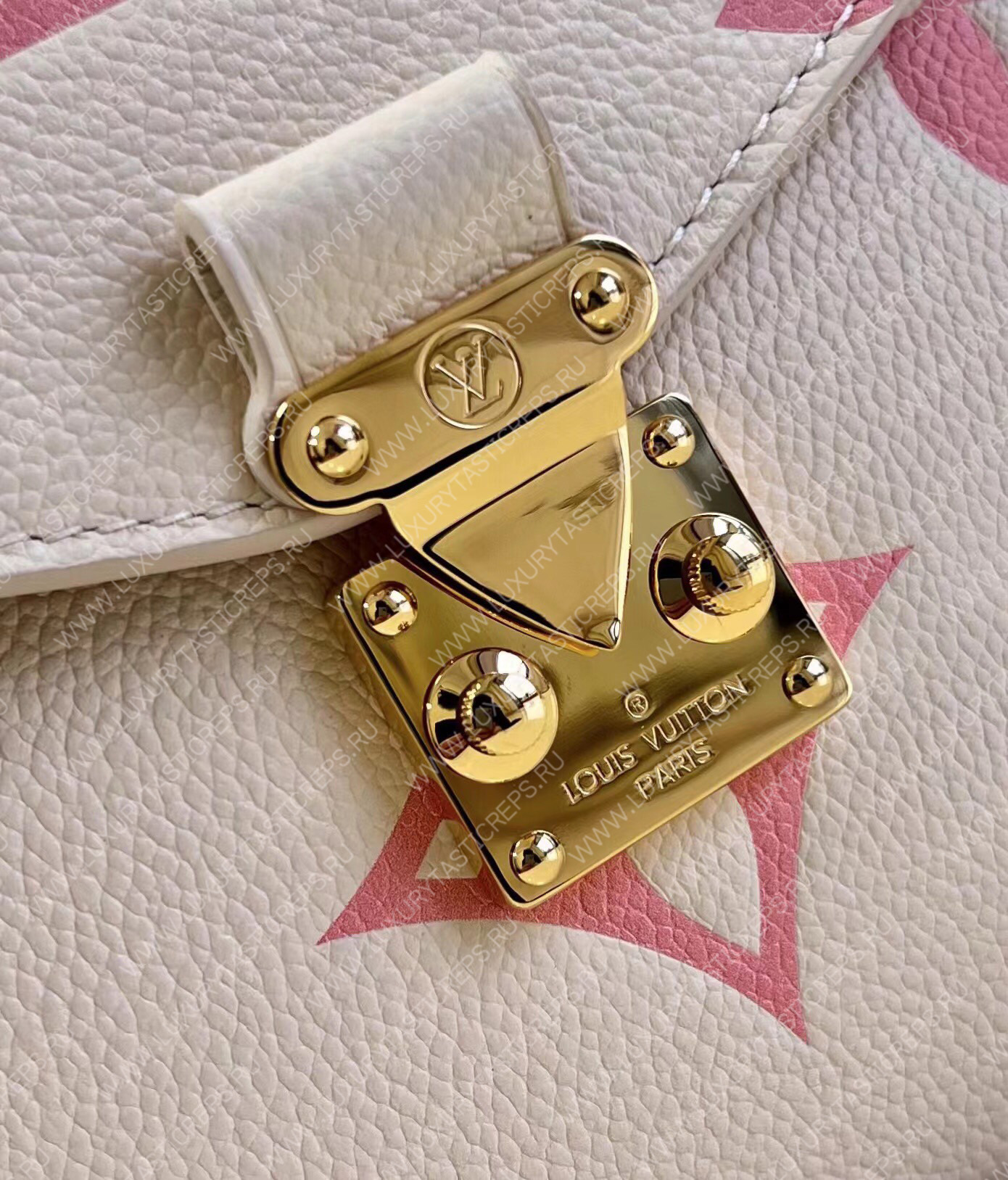 l**is V*t*n lv pochette mÉtis cream/pink m45809