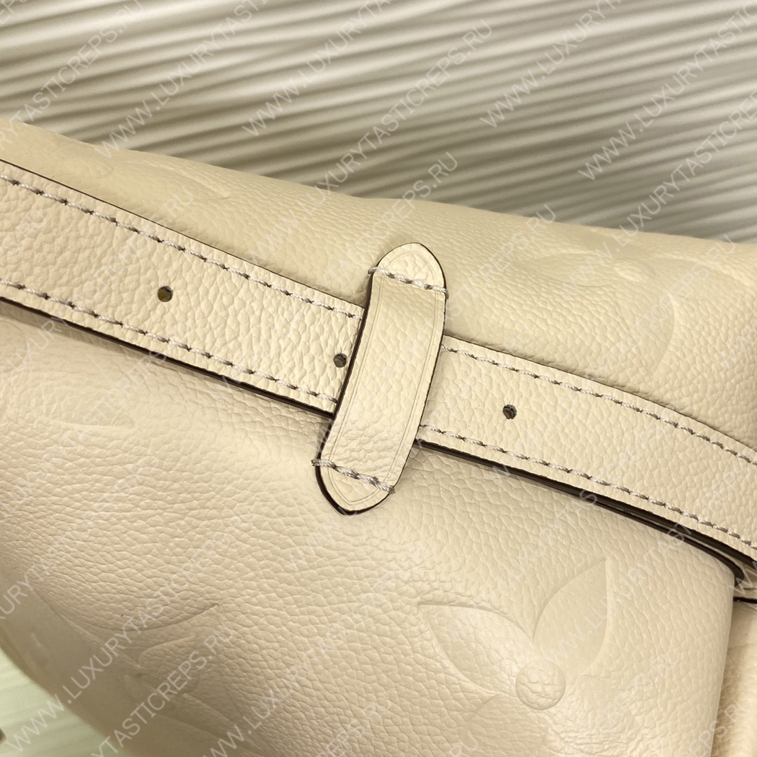 l**is V*t*n carryall pm m46293 cream