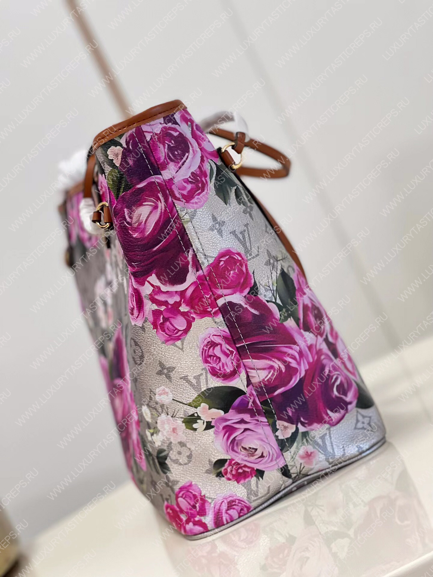 l**is V*t*n neverfull mm silver m21352