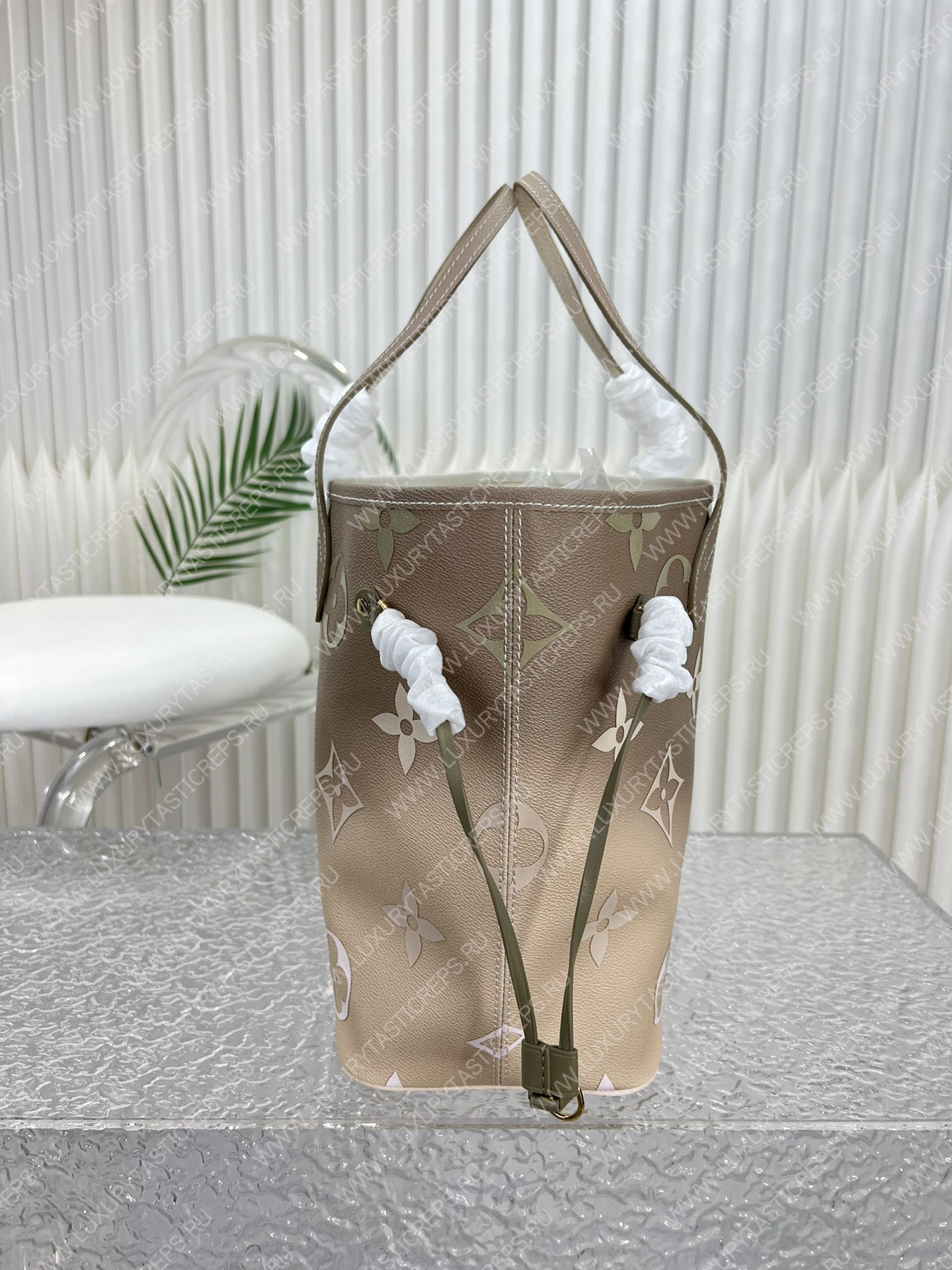 l**is V*t*n neverfull mm sunset kaki m59859