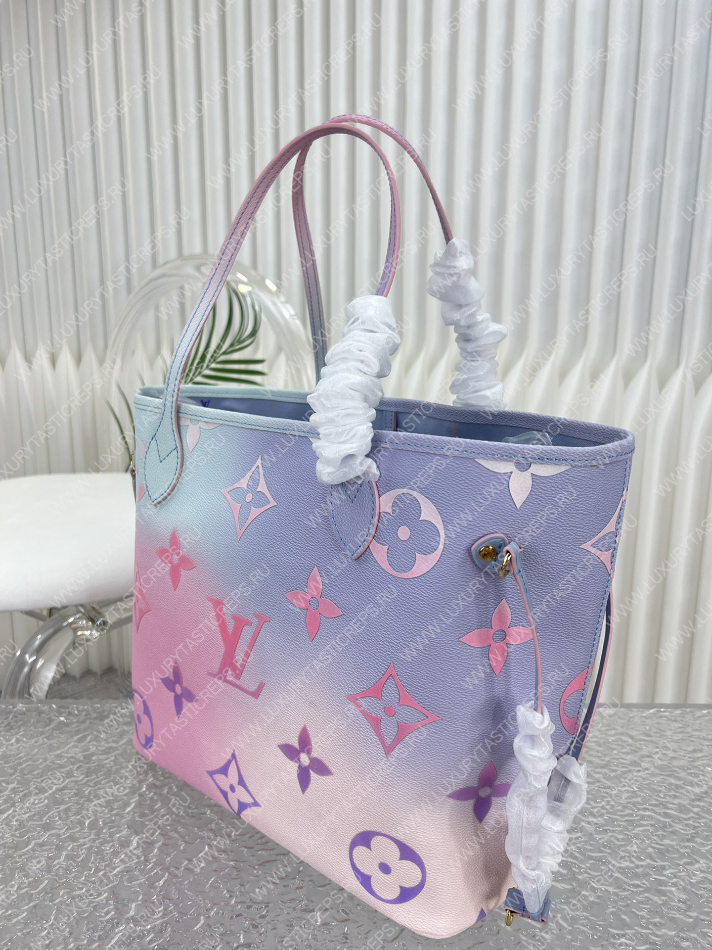 l**is V*t*n neverfull mm pastel colors m46381