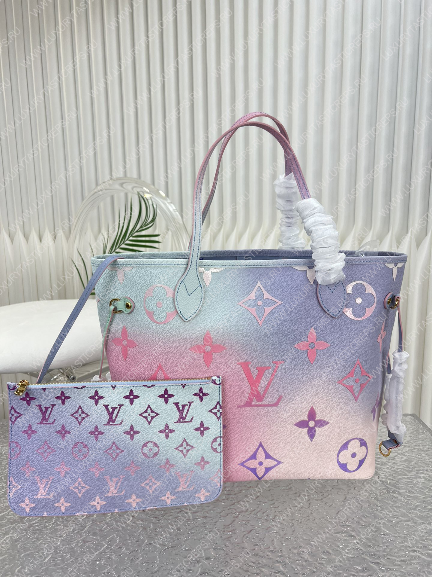 l**is V*t*n neverfull mm pastel colors m46381