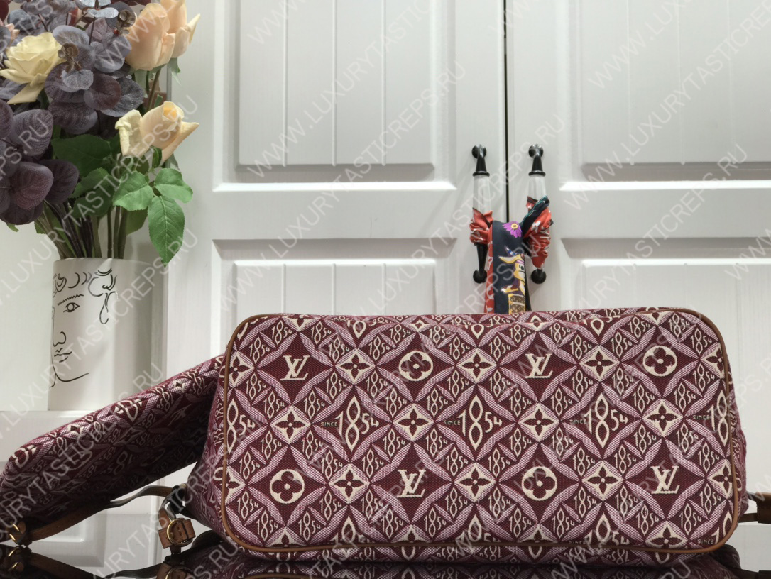 l**is V*t*n neverfull mm since 1854 red/burgundy m57230