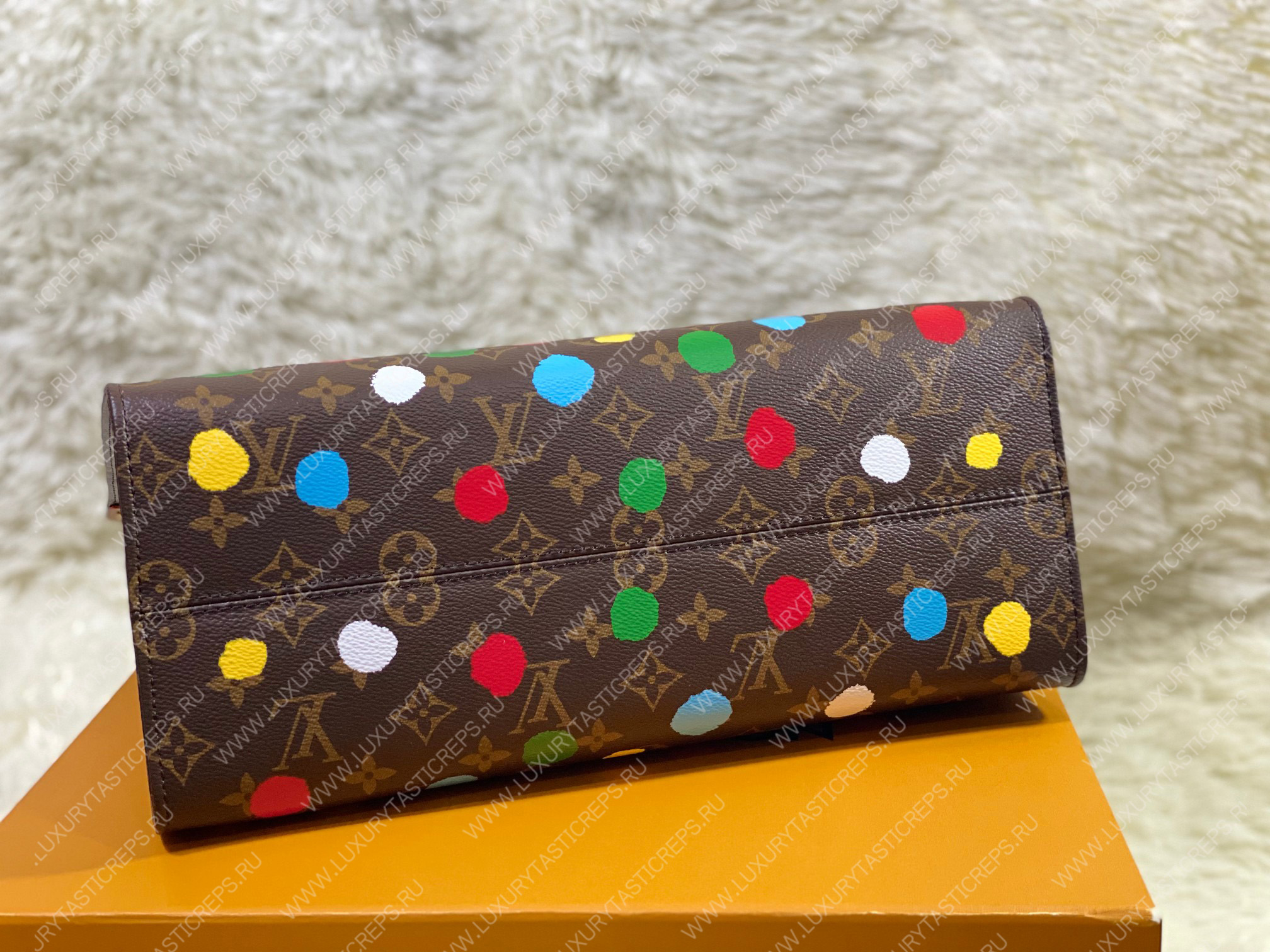 l**is V*t*n lv x yk onthego mm brown m46379