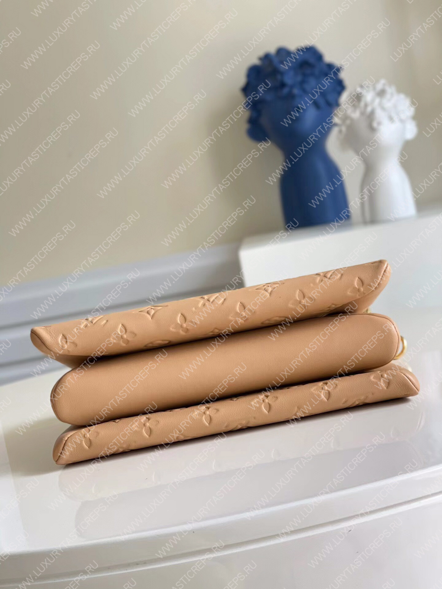 l**is V*t*n coussin pm coffee m57793