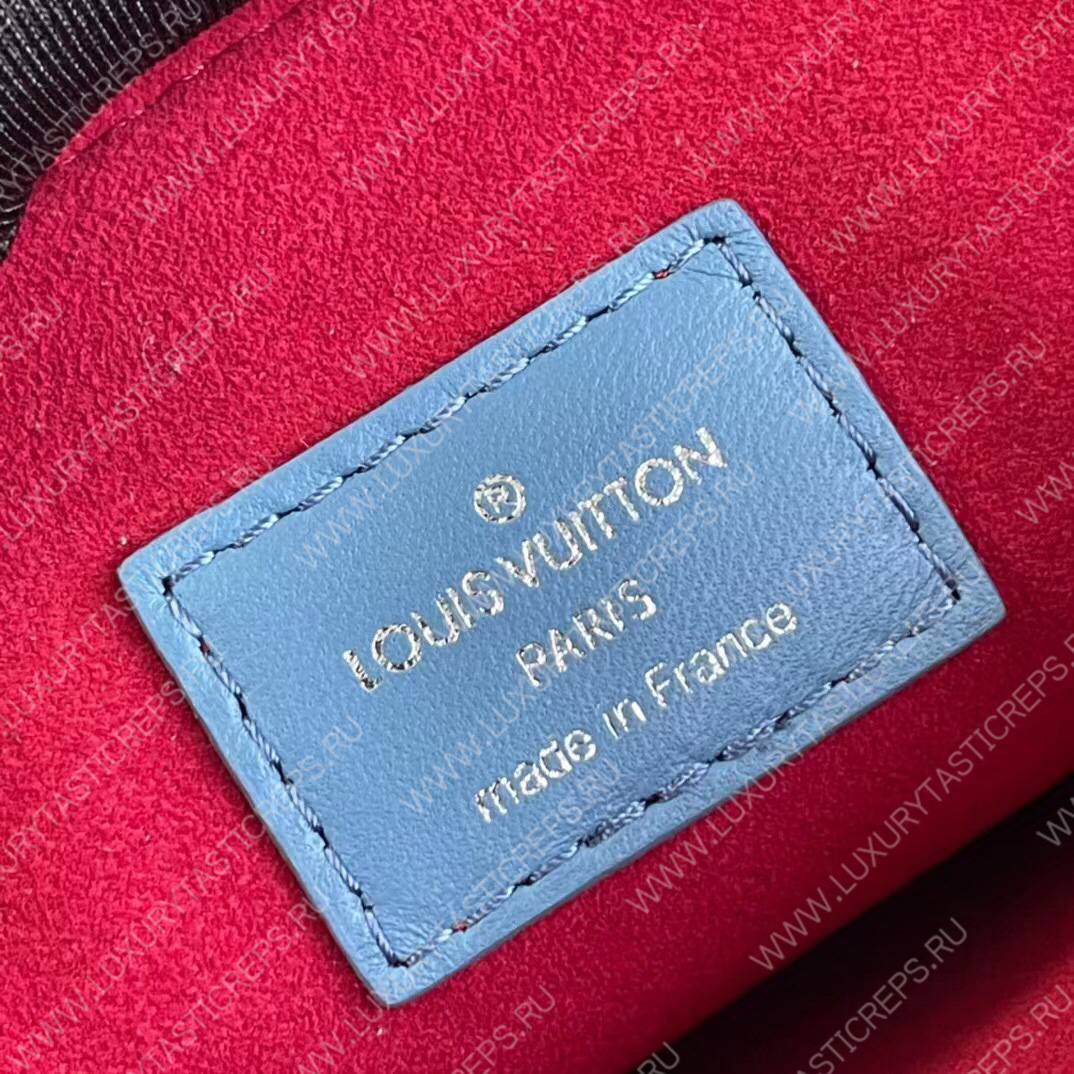 l**is V*t*n coussin pm blue m57793