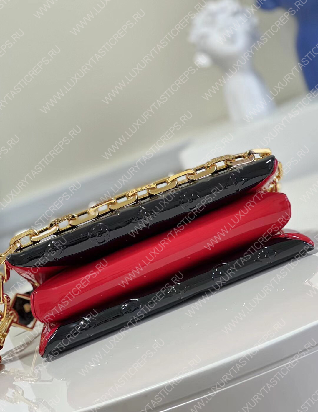 l**is V*t*n coussin pm black m57793