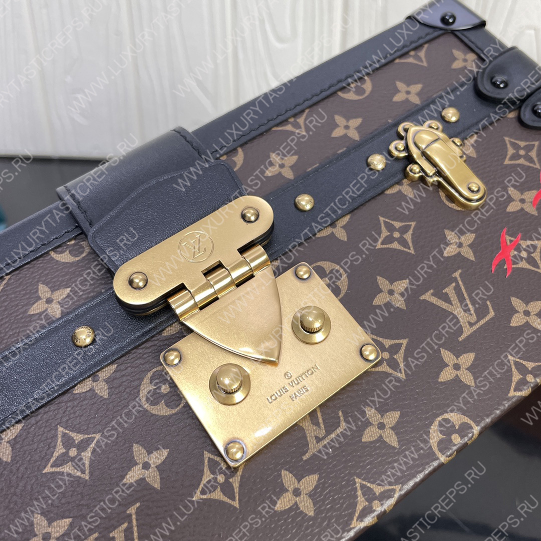 l**is V*t*n petite malle east west brown m46120