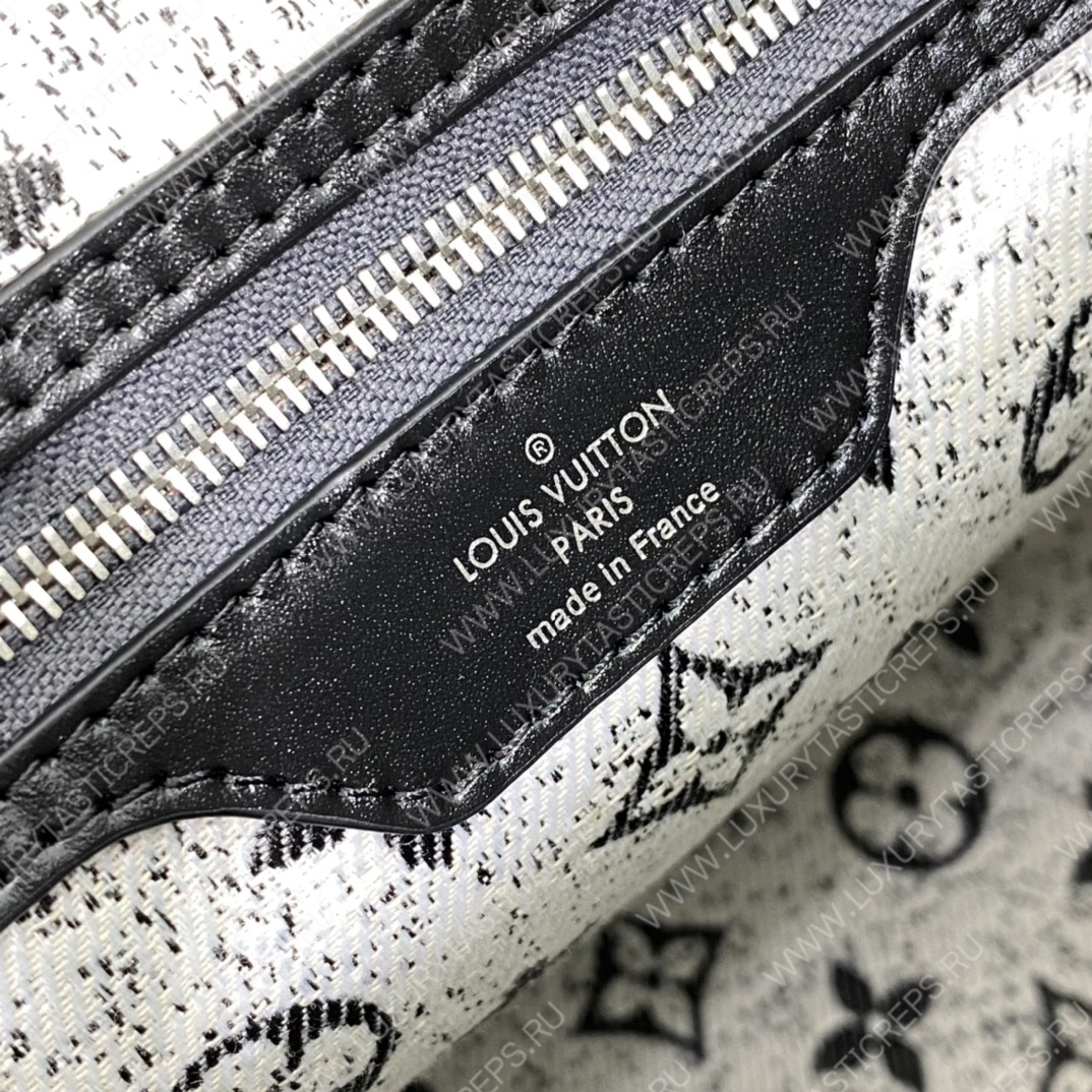 l**is V*t*n speedy bandouliÈre 25 gray m21464