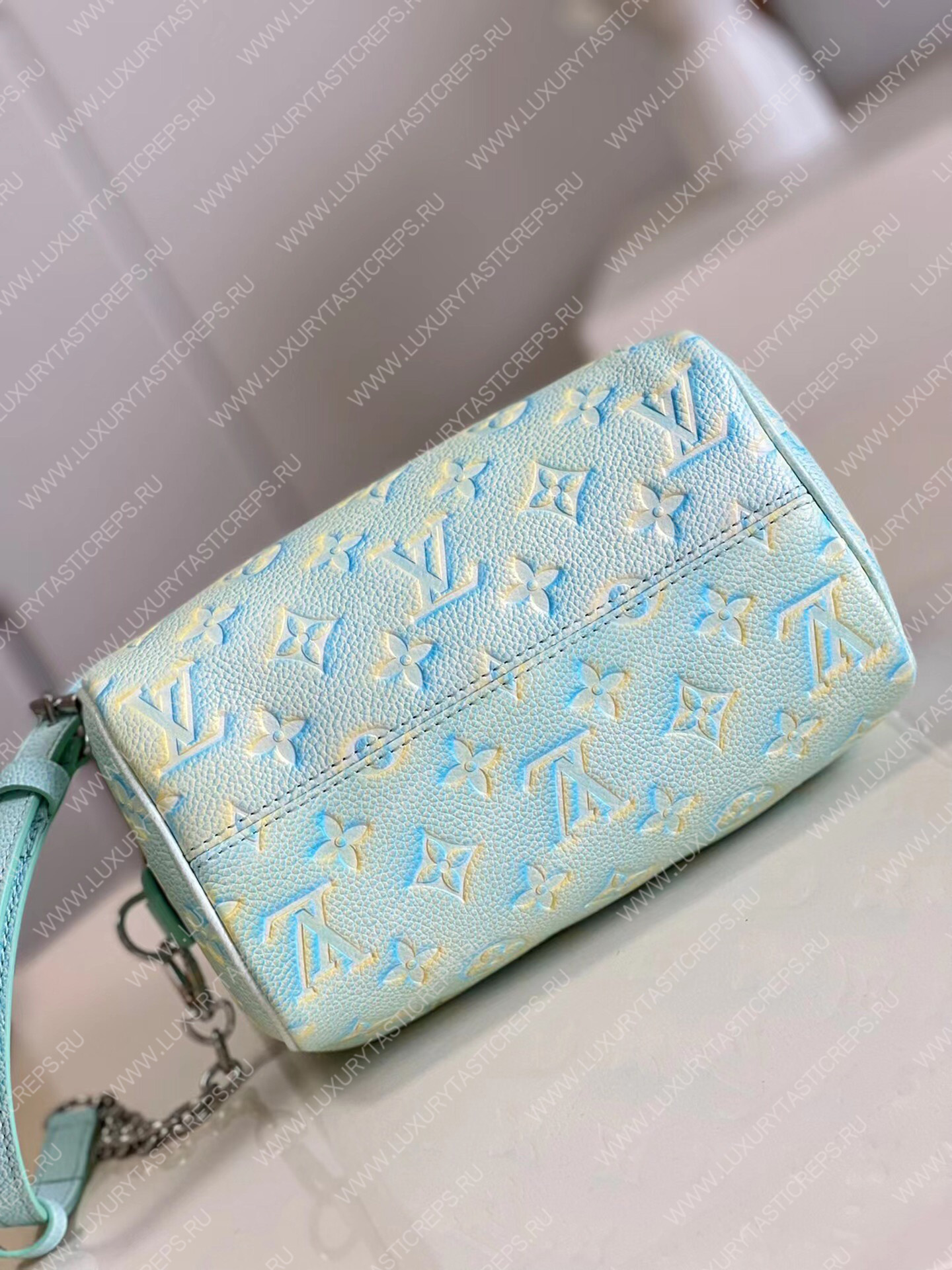 l**is V*t*n speedy bandouliÈre 20 vert d’eau green m46092