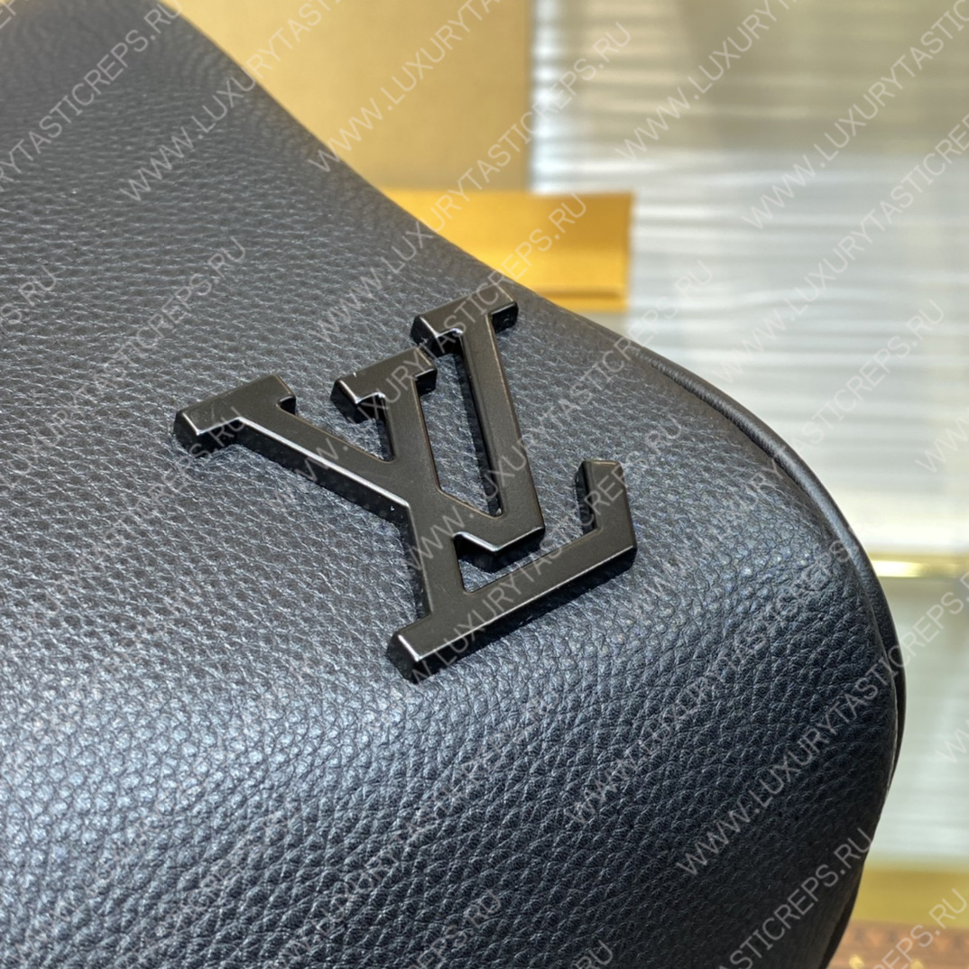 l**is V*t*n keepall bandouliÈre 40 black m57088