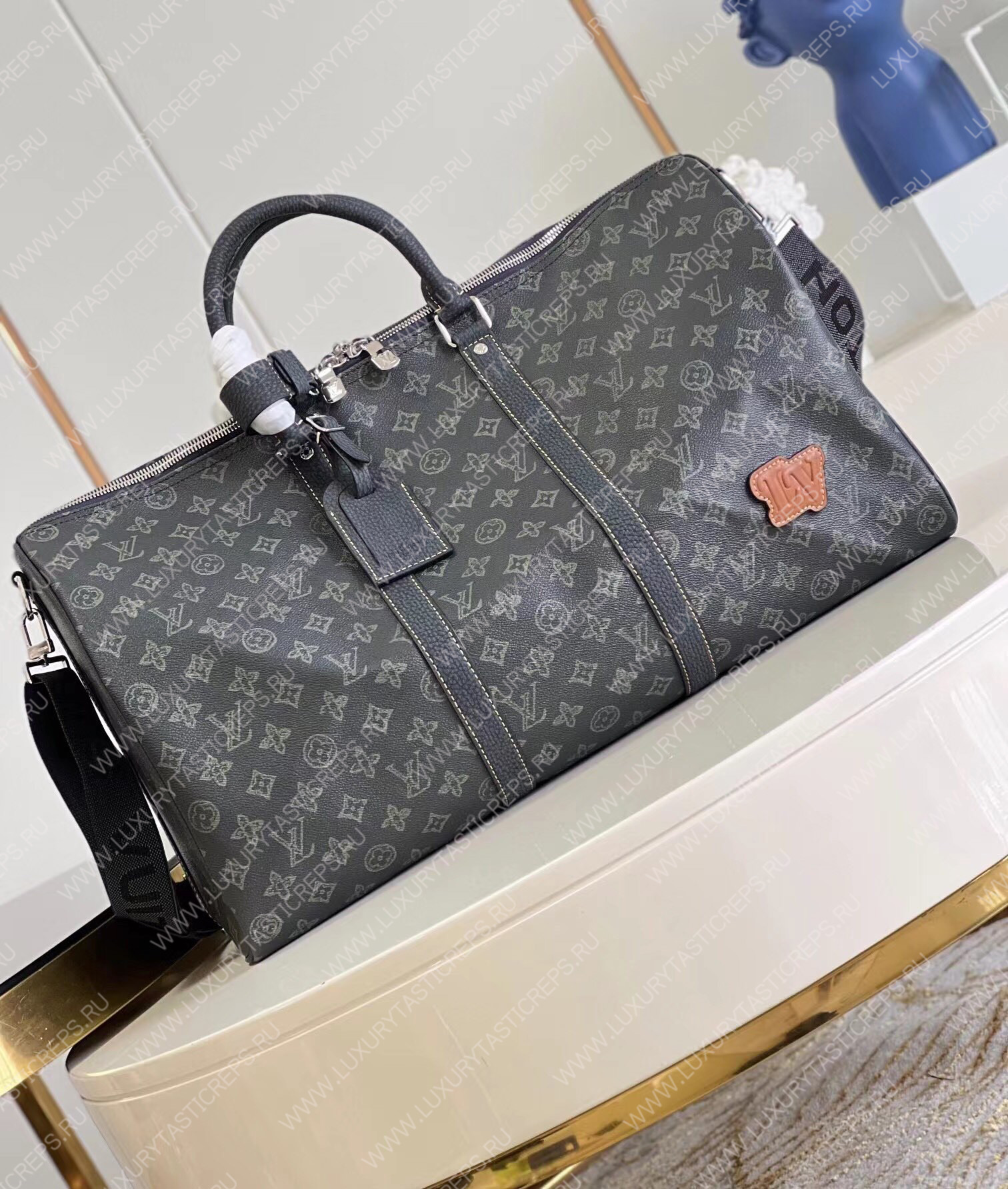 l**is V*t*n keepall bandouliÈre 50 dark green m46334