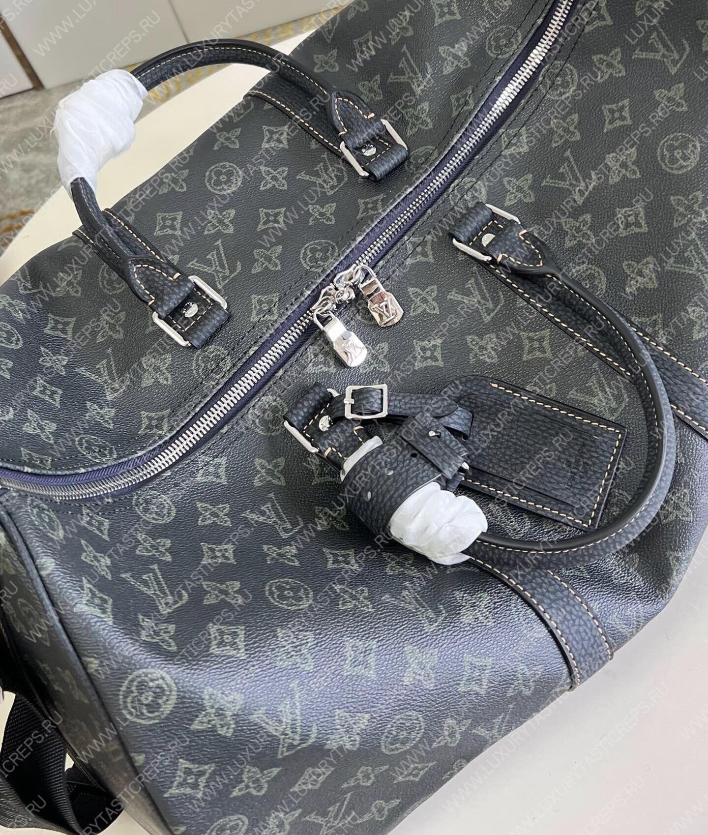 l**is V*t*n keepall bandouliÈre 50 dark green m46334