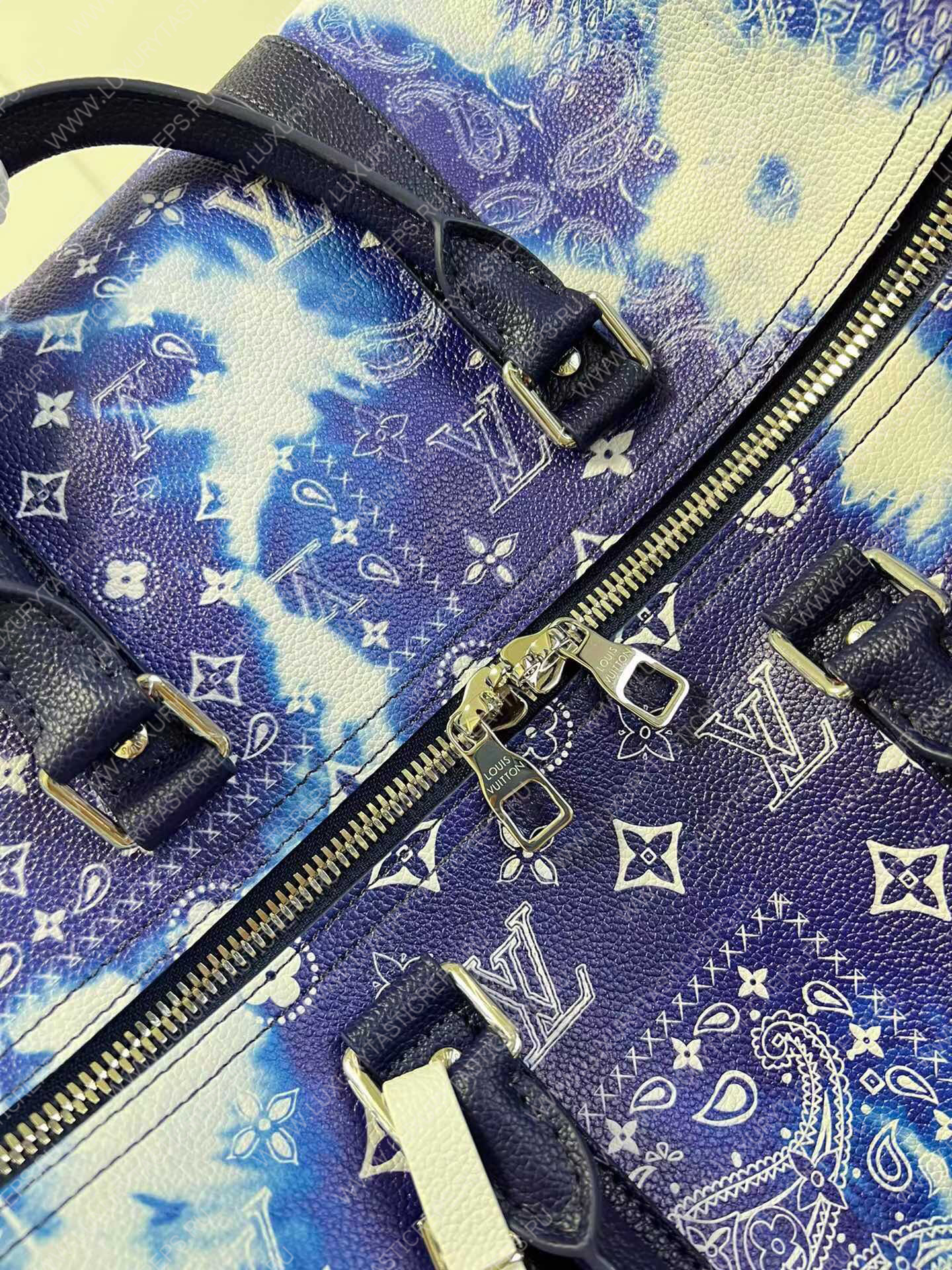 l**is V*t*n keepall 50b blue m20558