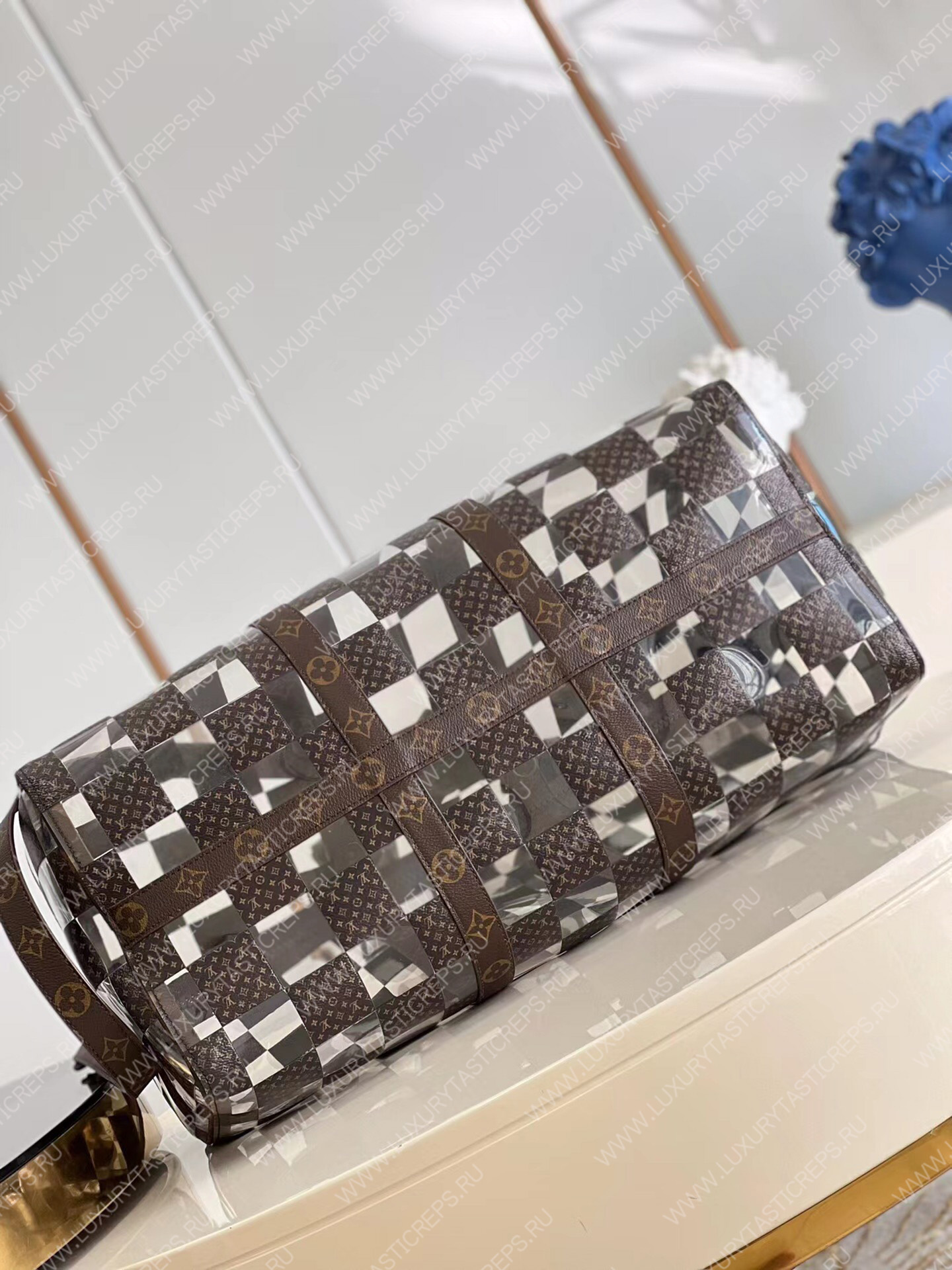 l**is V*t*n keepall bandouliÈre 50 monogram chess coated