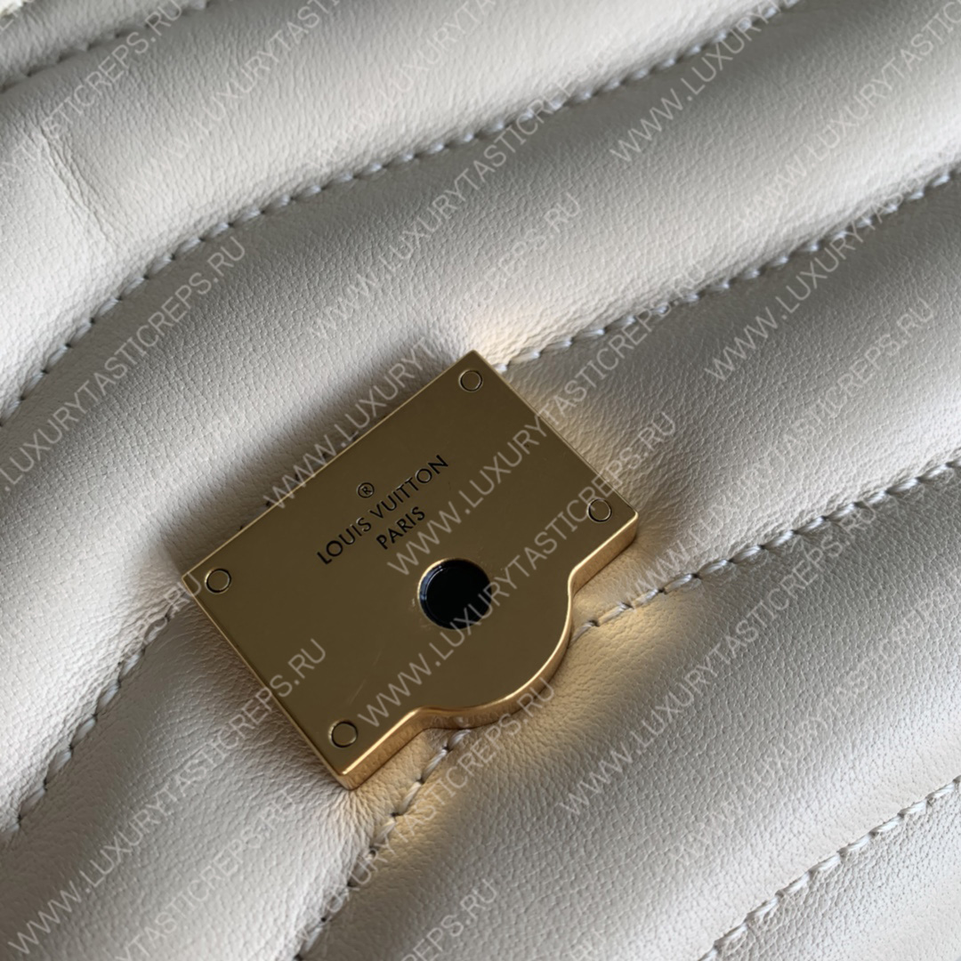 l**is V*t*n new wave chain bag mm ivory m58549