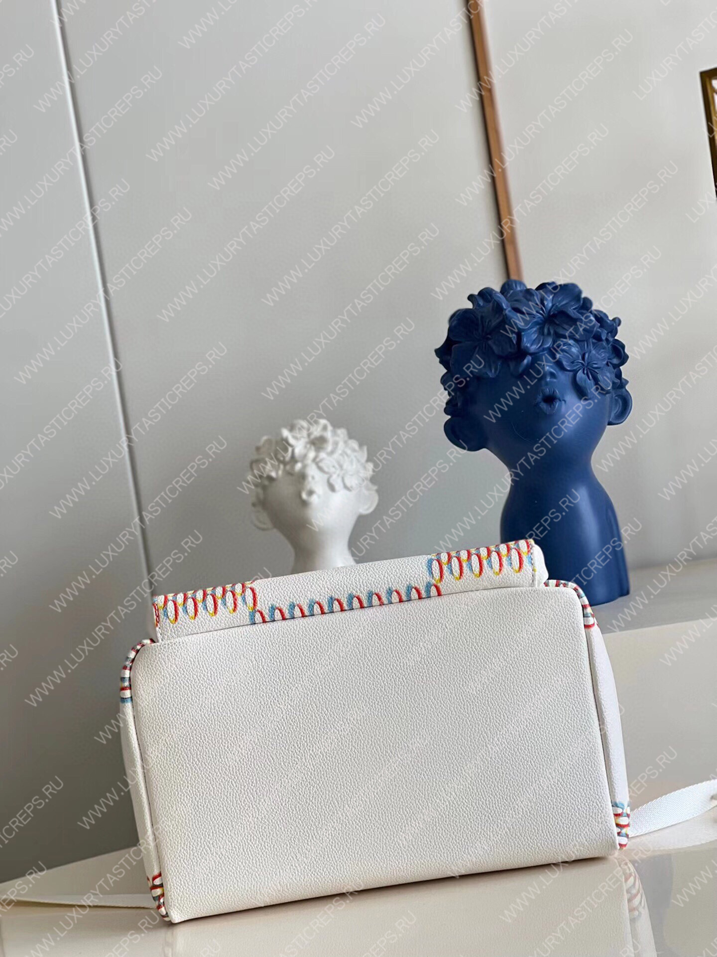 l**is V*t*n racer backpack damier white m20664