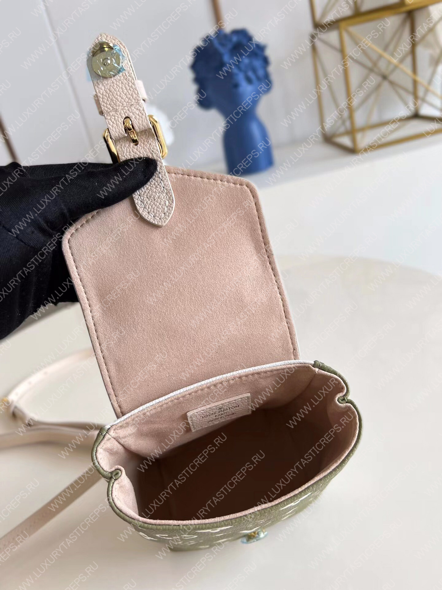 l**is V*t*n tiny backpack khaki / beige / cream m81351