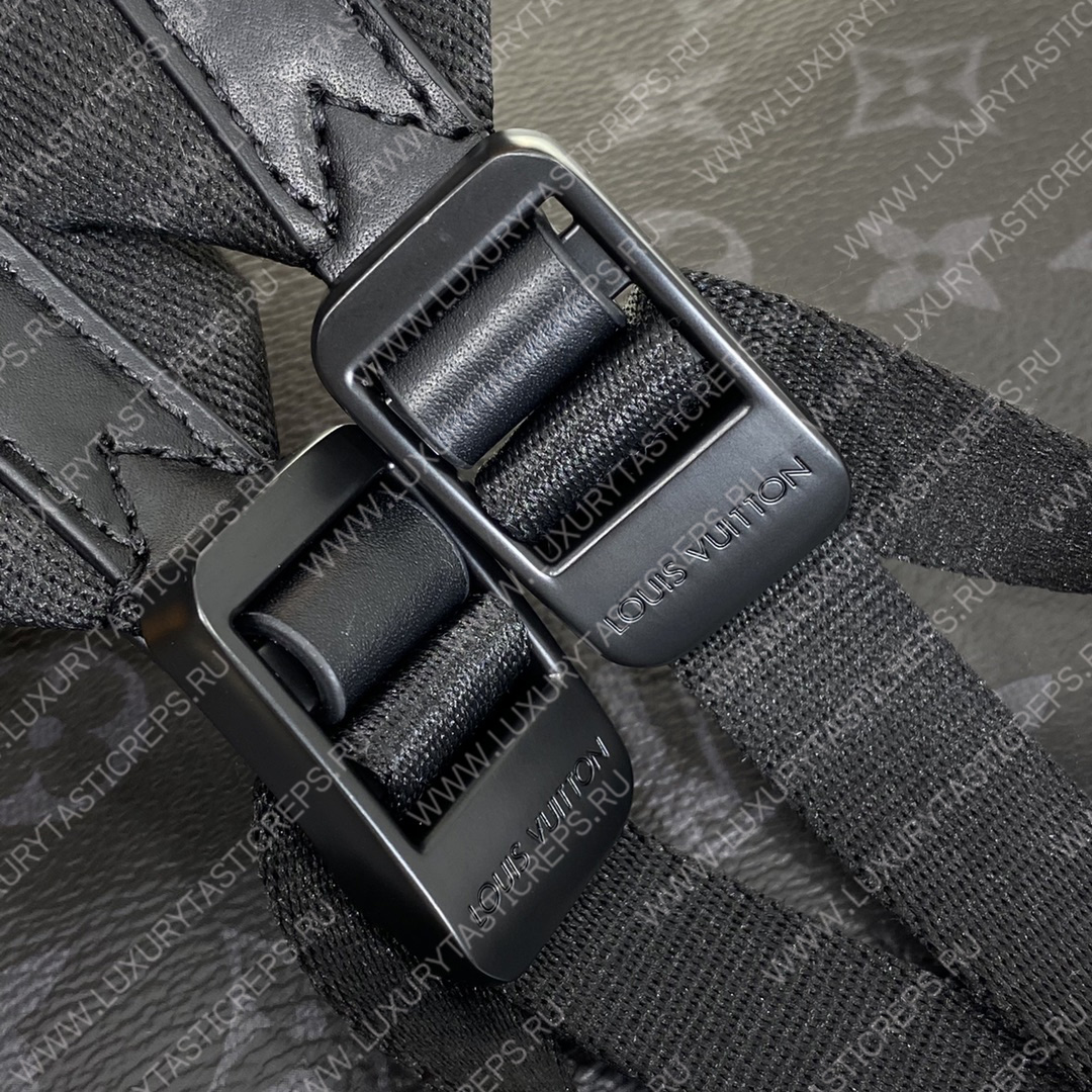 l**is V*t*n saumur backpack black m45913