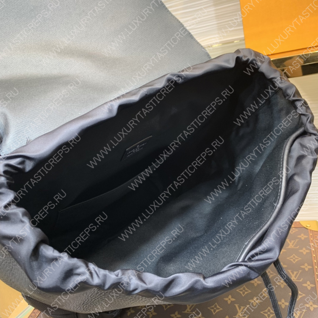 l**is V*t*n christopher slim backpack black m58644