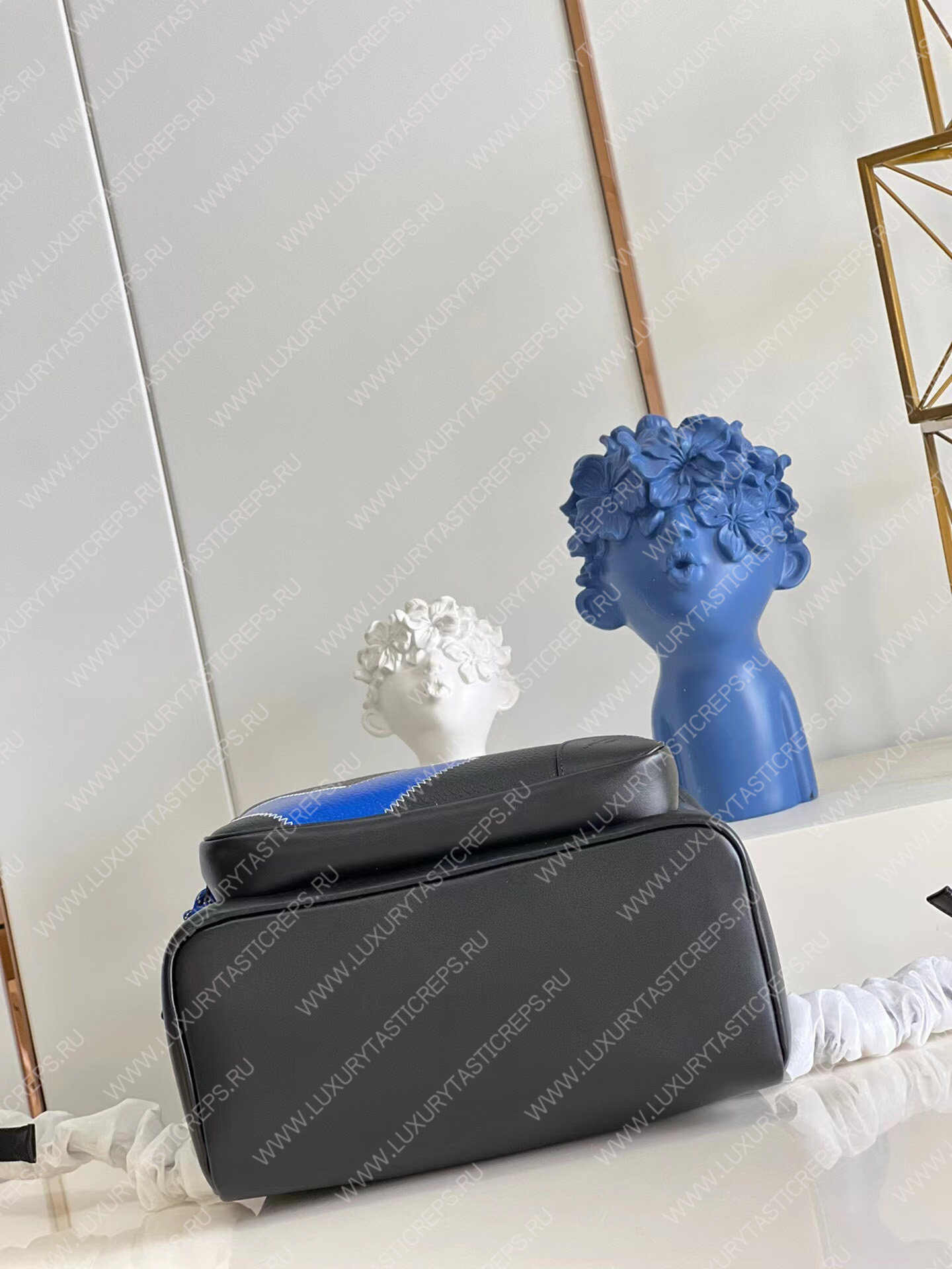 l**is V*t*n dean backpack gray m59924