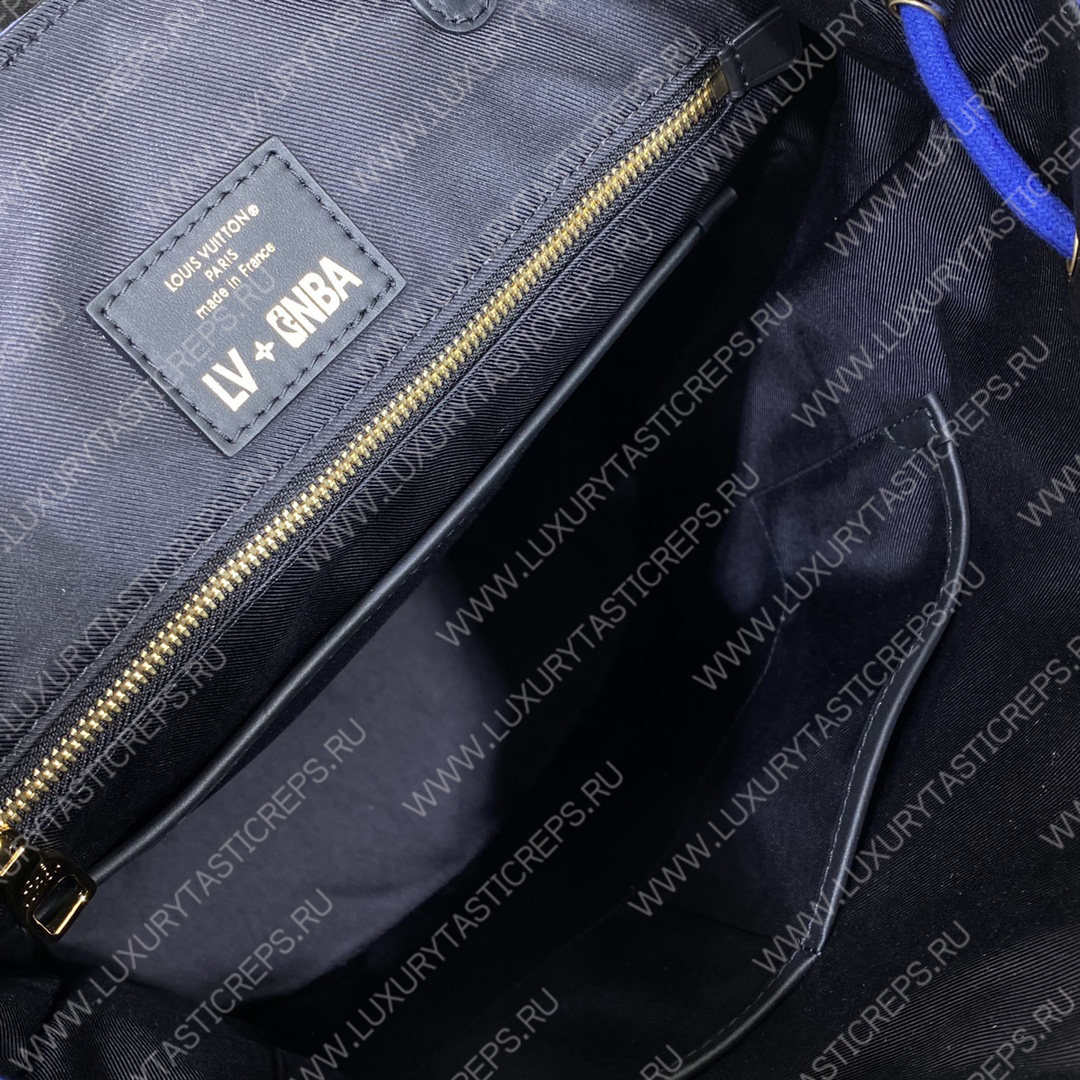 l**is V*t*n christopher mm blue m21104