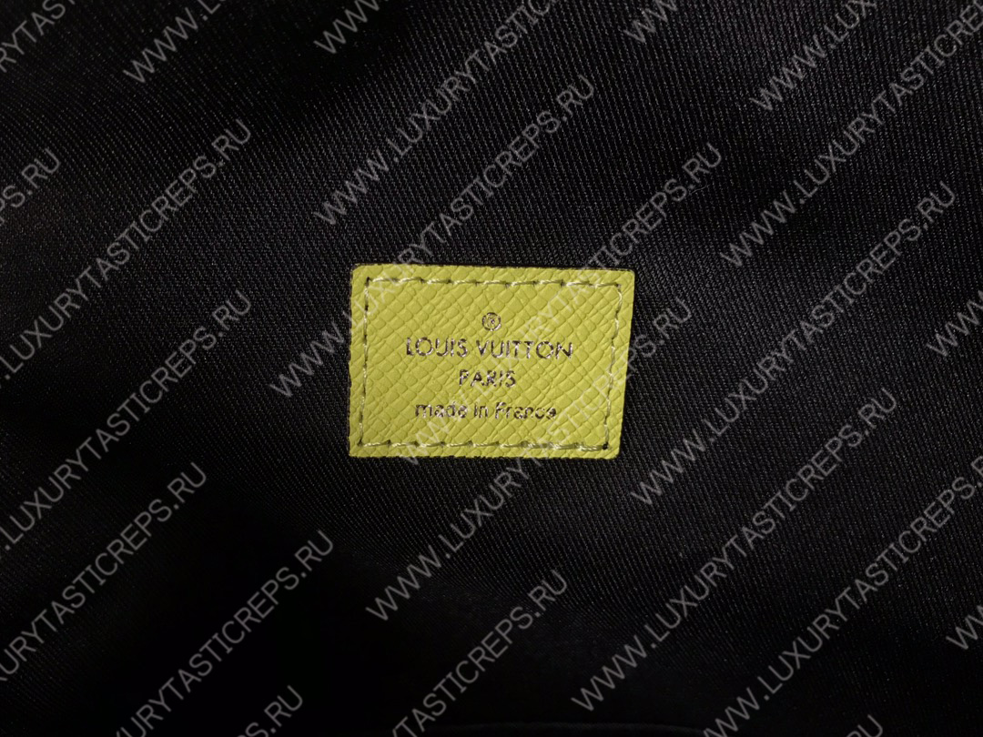 l**is V*t*n discovery backpack pm yellow m30230