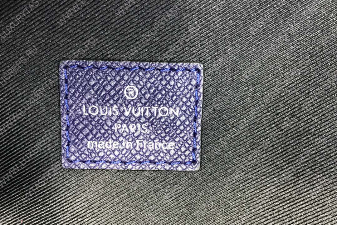 l**is V*t*n discovery backpack pm navy blue m30230