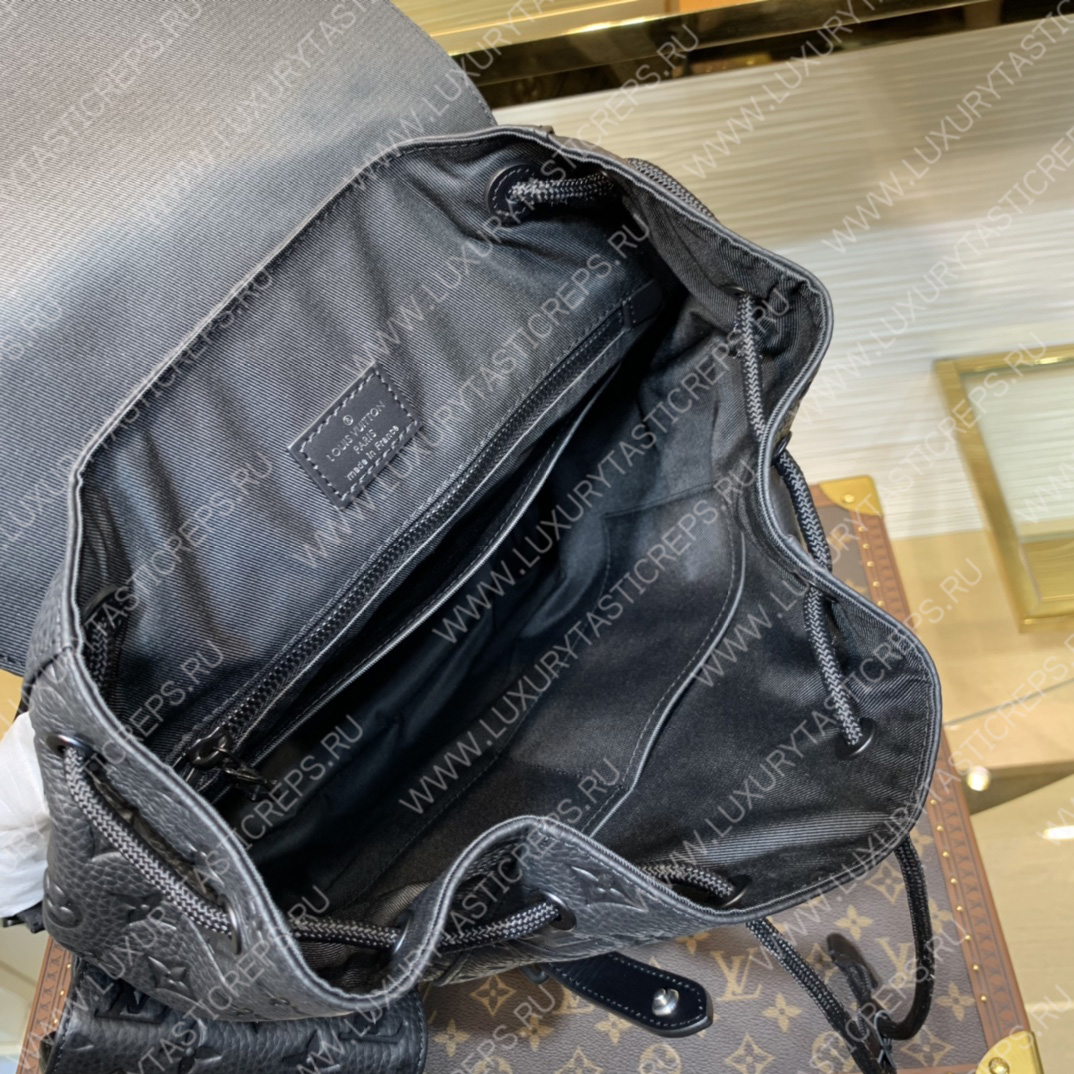 l**is V*t*n christopher mm black m55699