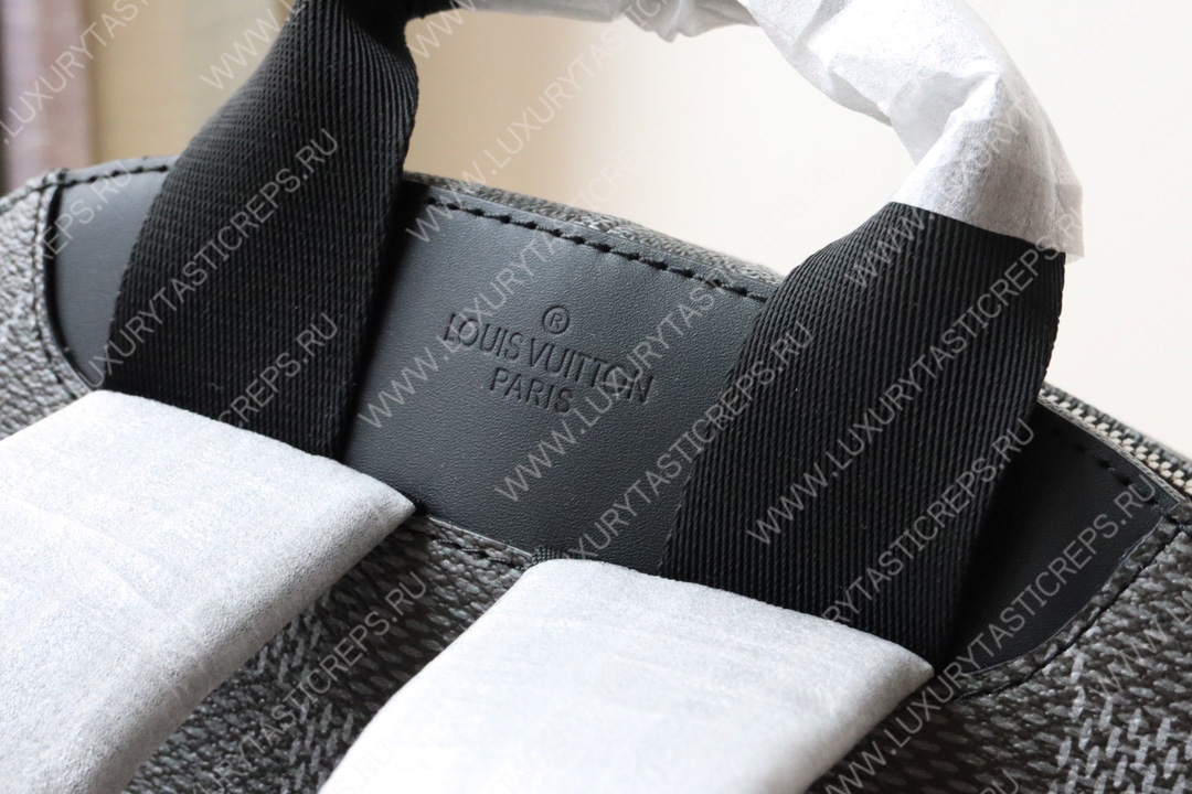 l**is V*t*n campus backpack gray n50009