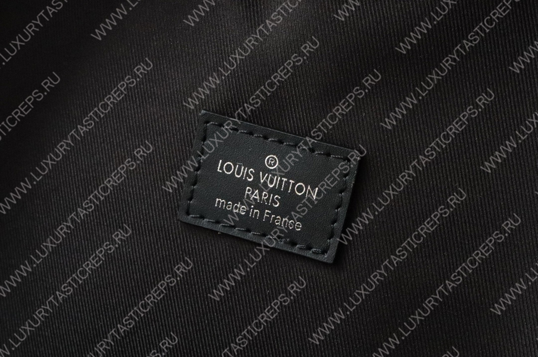 l**is V*t*n campus backpack gray n50009