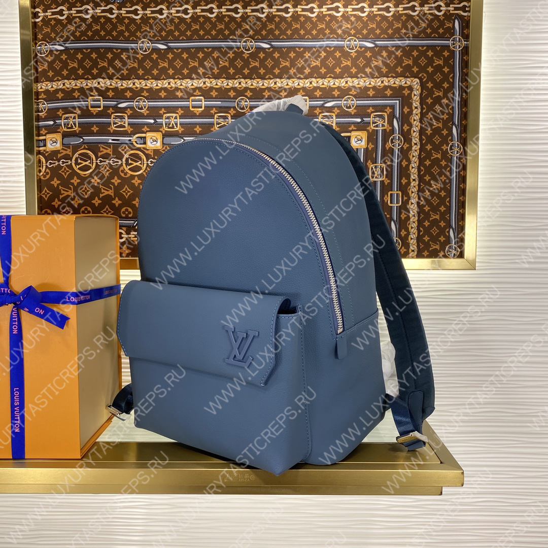 l**is V*t*n takeoff backpack blue m57079