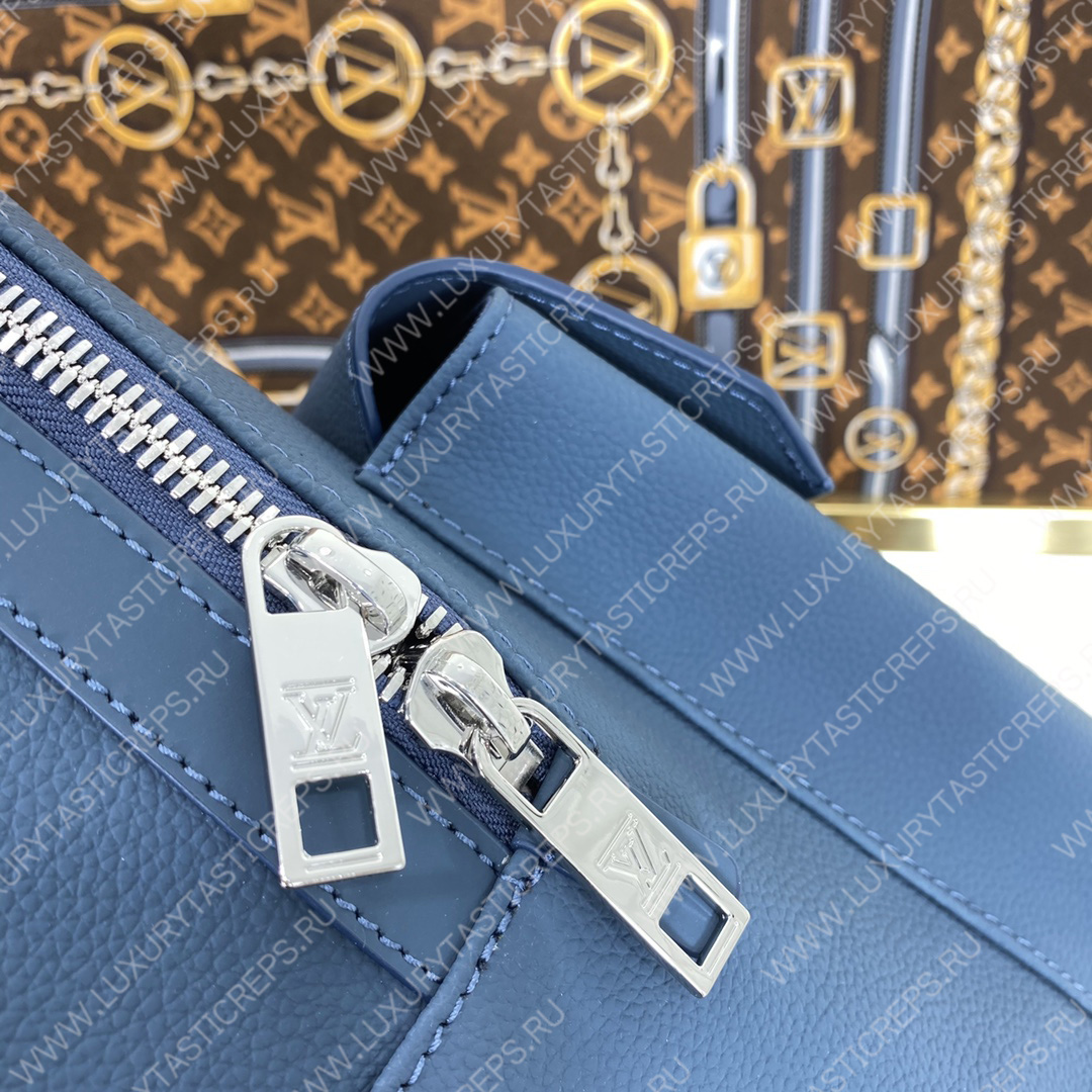 l**is V*t*n takeoff backpack blue m57079