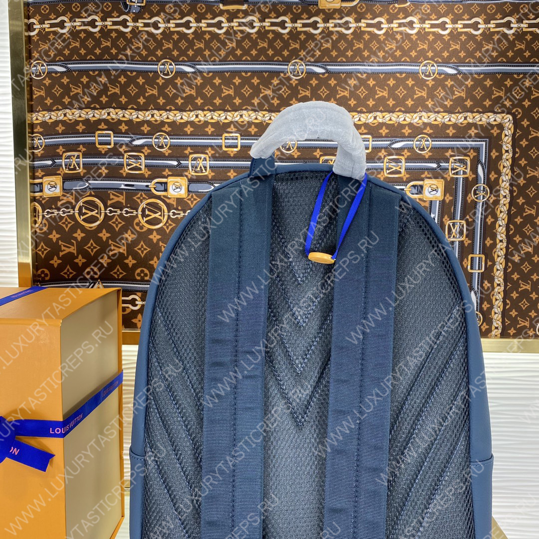 l**is V*t*n takeoff backpack blue m57079