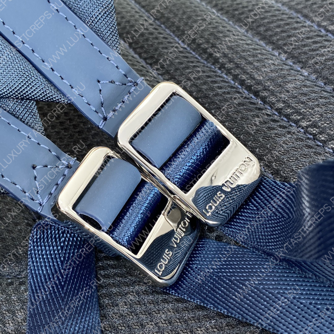 l**is V*t*n takeoff backpack blue m57079