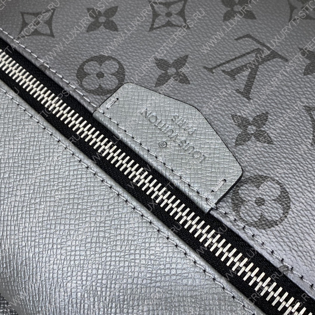 l**is V*t*n discovery backpack pm gunmetal gray m30835