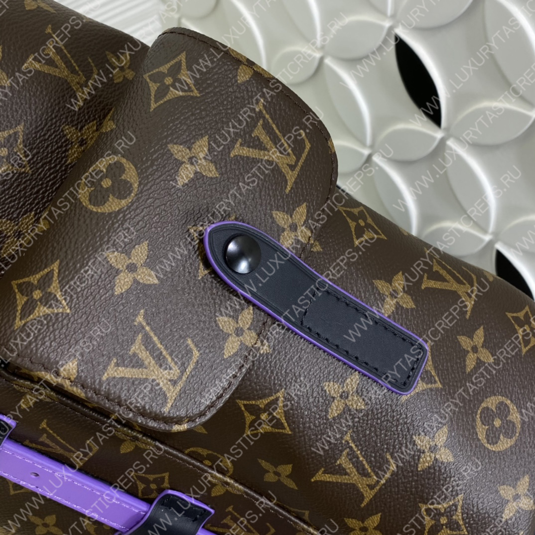 l**is V*t*n christopher pm brown m43735