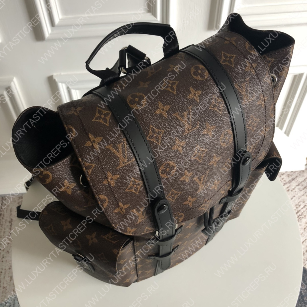 l**is V*t*n christopher pm brown m43735