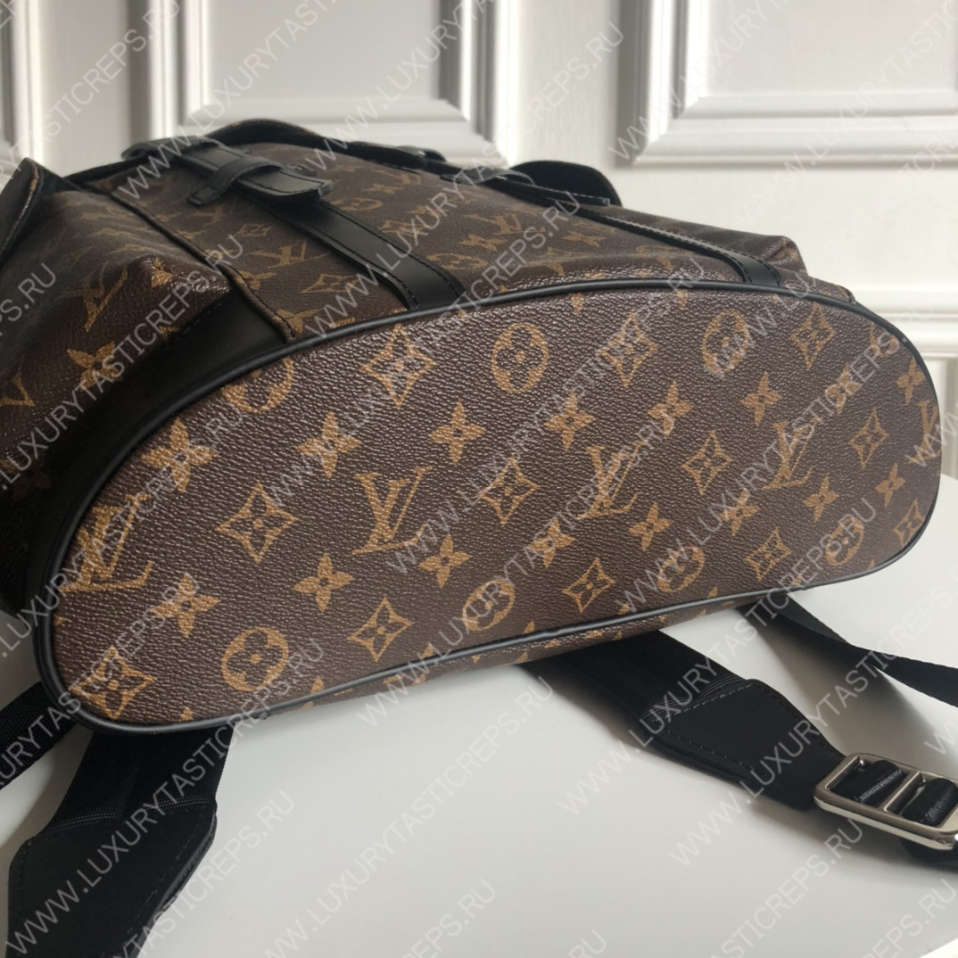 l**is V*t*n christopher pm brown m43735