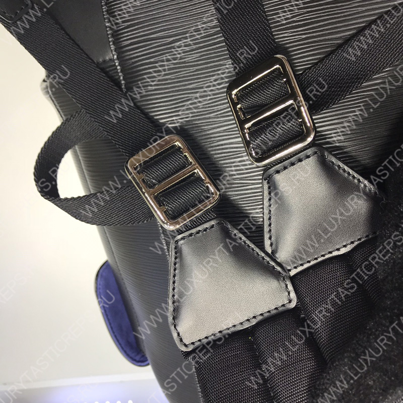 l**is V*t*n christopher pm black m50159