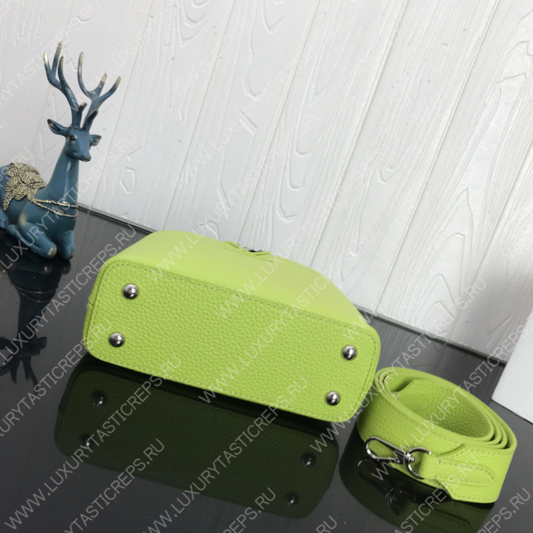 l**is V*t*n capucines mini parrot green m56071