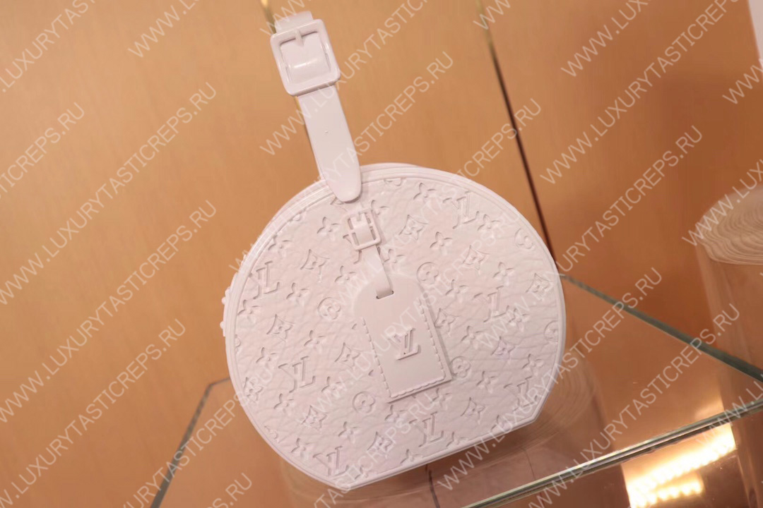 l**is V*t*n porcelain vase petite boite chapeau white gi0576