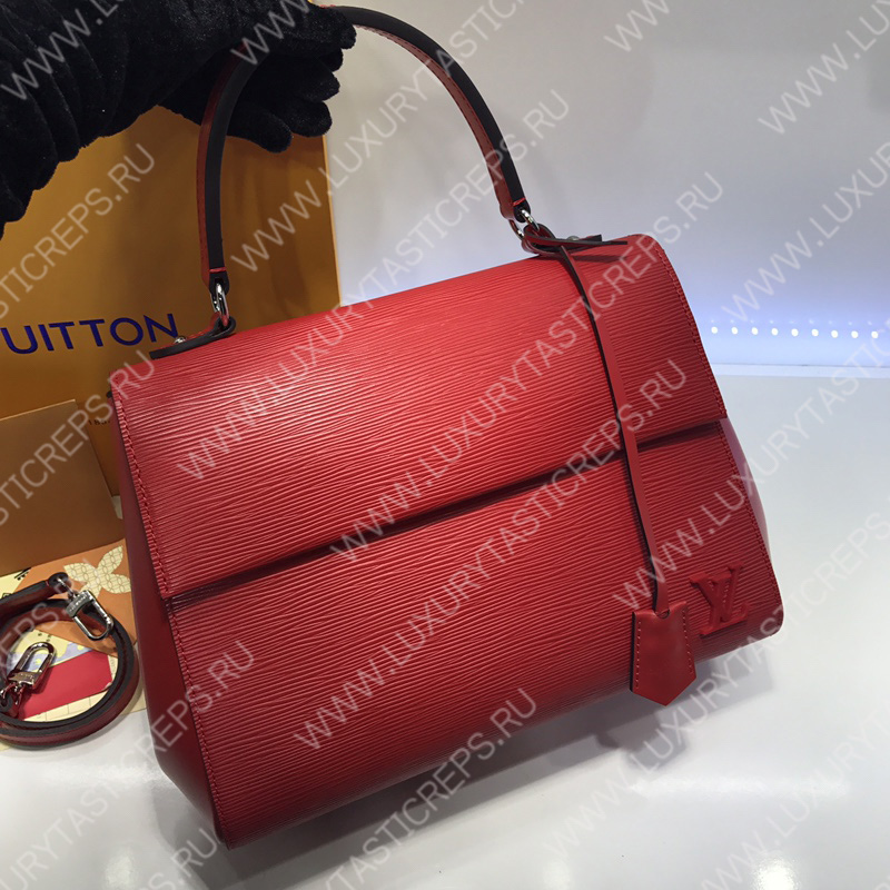 l**is V*t*n cluny bb red m41312