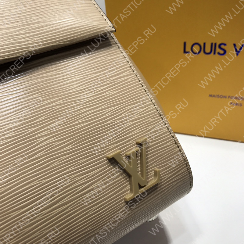 l**is V*t*n cluny bb beige m41312