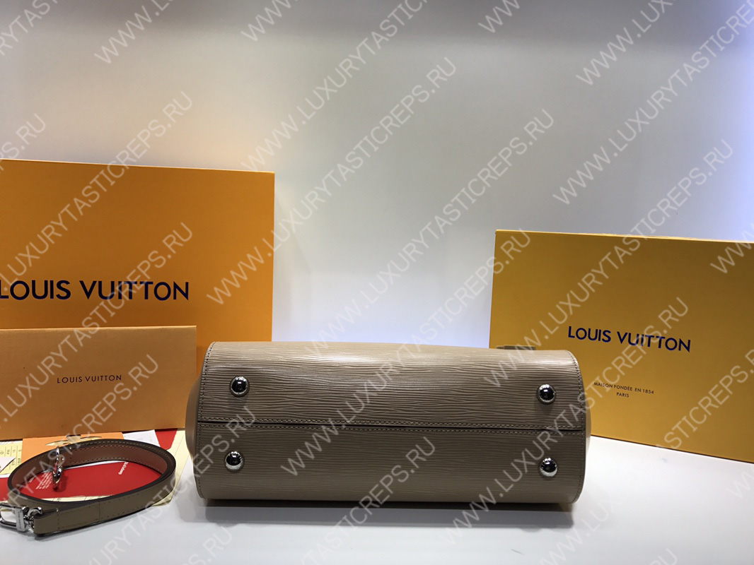 l**is V*t*n cluny bb beige m41312