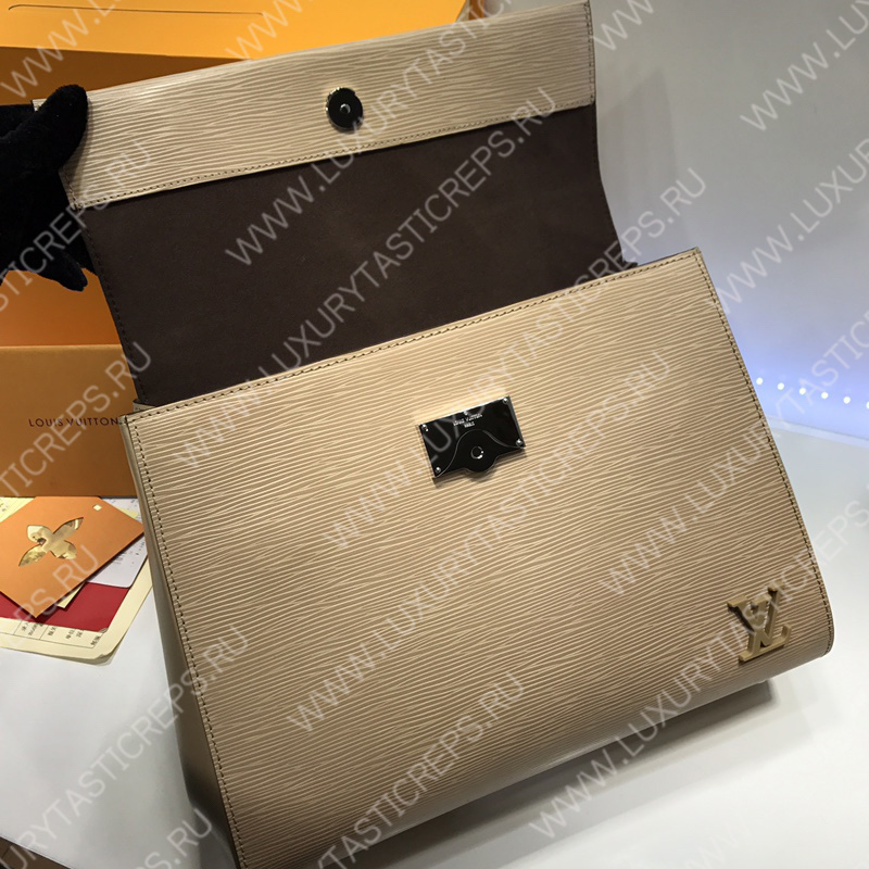 l**is V*t*n cluny bb beige m41312