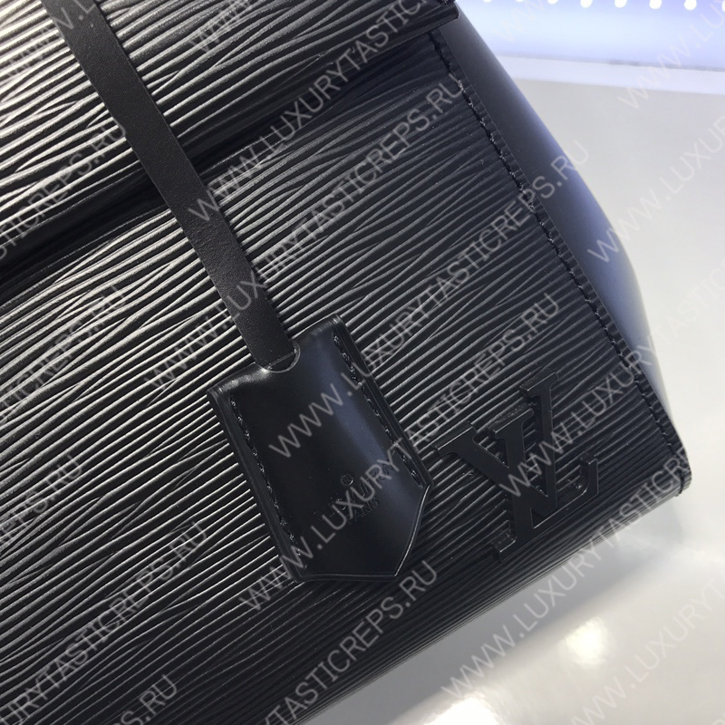 l**is V*t*n cluny bb black m41312