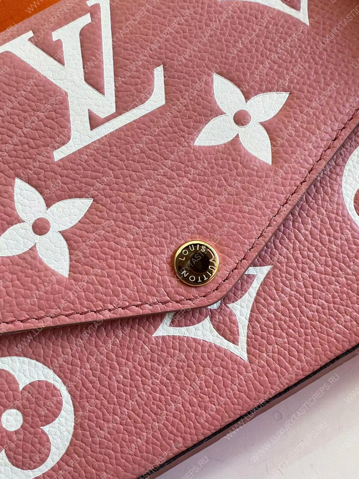 l**is V*t*n fÉlicie pochette white/rose m64064  style: m64