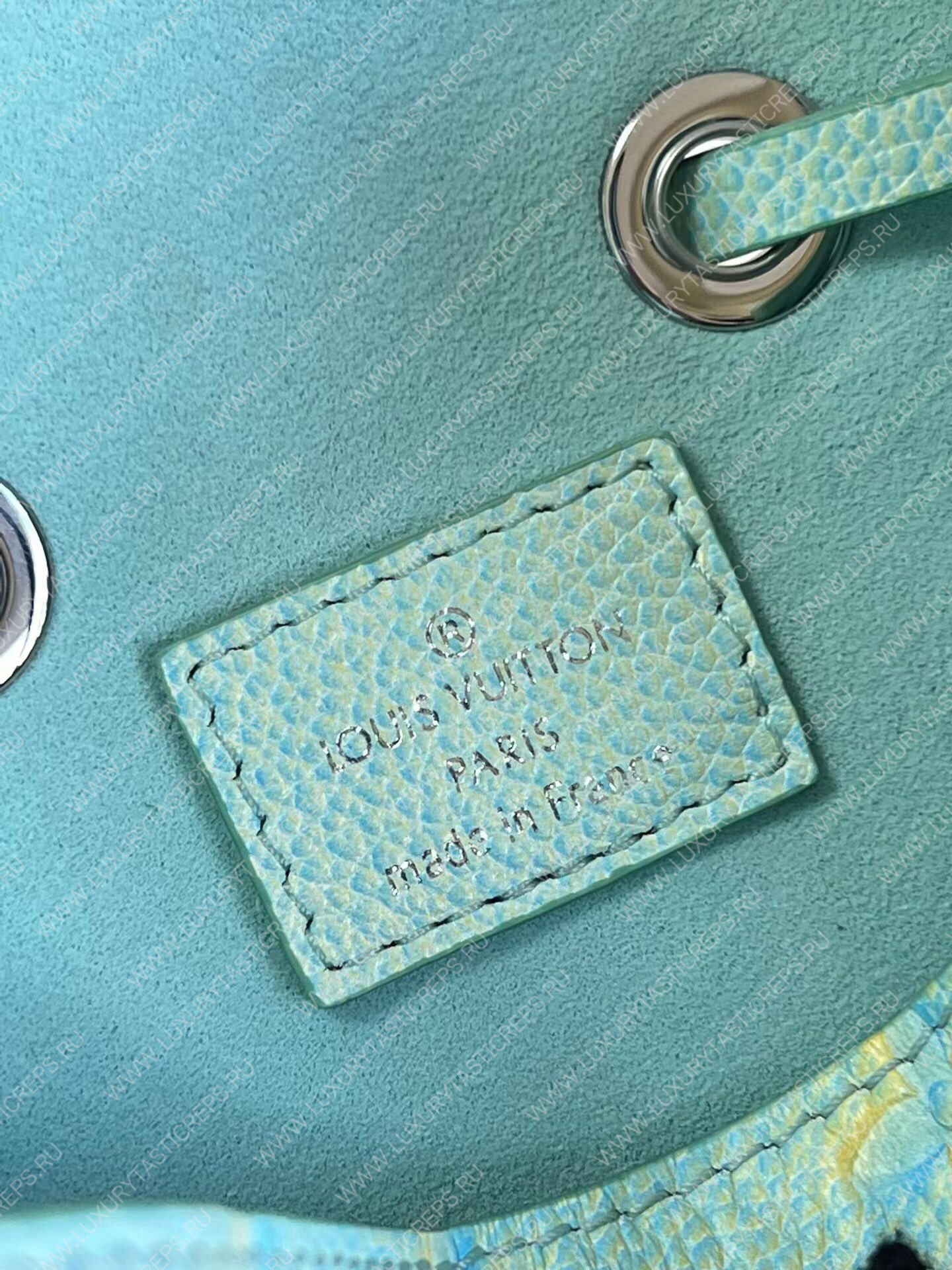 l**is V*t*n nÉonoÉ bb turquise m46174