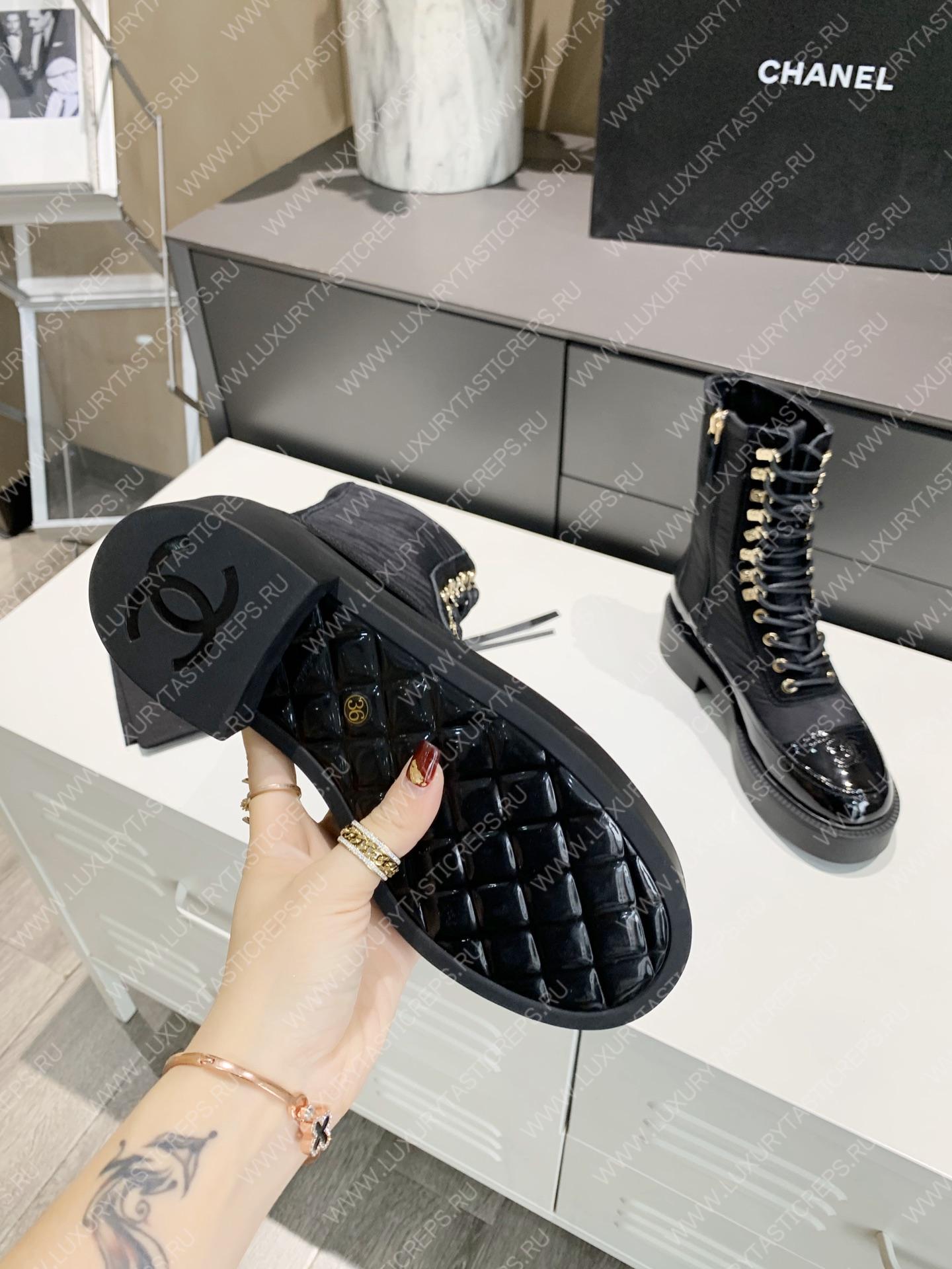 Ch*el lace-up boots black & white g38086